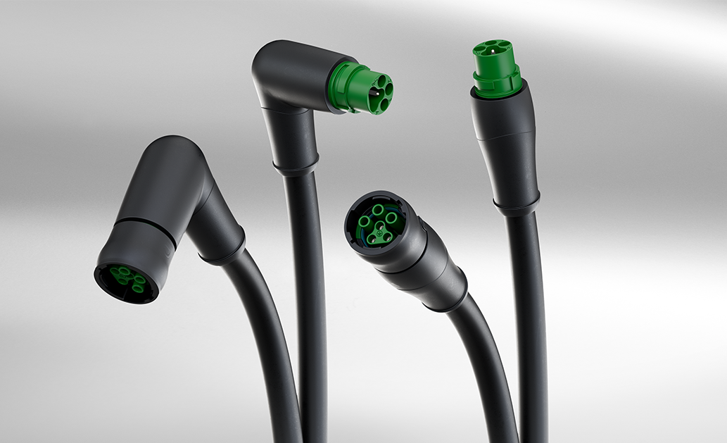 Murrelektronik's straight and angled MQ15 power connectors